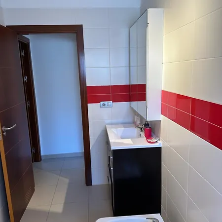 Seaside Apartment, Two Rooms, Private Parking Appartement *