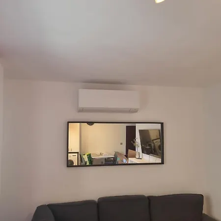 Appartement Seaside Apartment, Two Rooms, Private Parking *