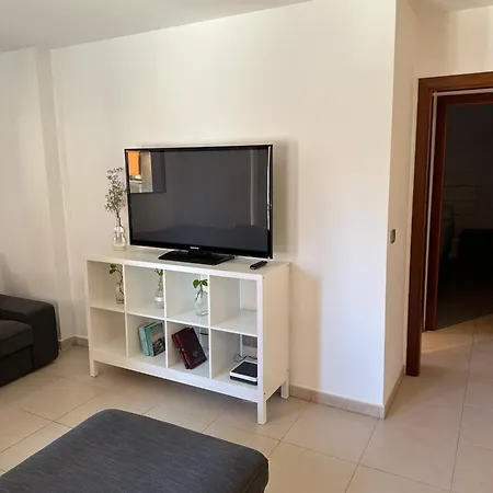 Seaside Apartment, Two Rooms, Private Parking Lejlighed